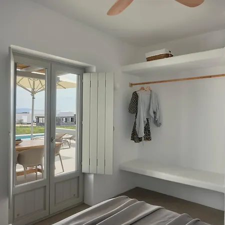 Mosaic Villas, Paros Βίλα