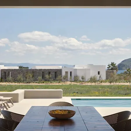 Mosaic Villas, Paros Βίλα *