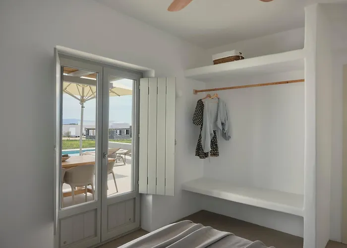 Mosaic Villas, Paros Vila